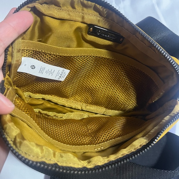 Lululemon belt bags bundle - Picture 3 of 4